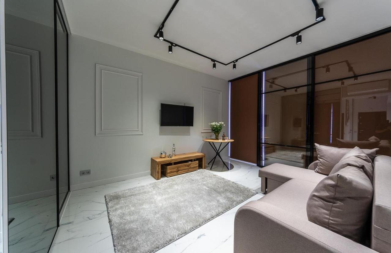 Fashionable Apartments. Smartplaza Metro Minskaya. Obolon Kiew Exterior foto