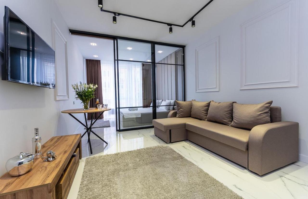 Fashionable Apartments. Smartplaza Metro Minskaya. Obolon Kiew Exterior foto