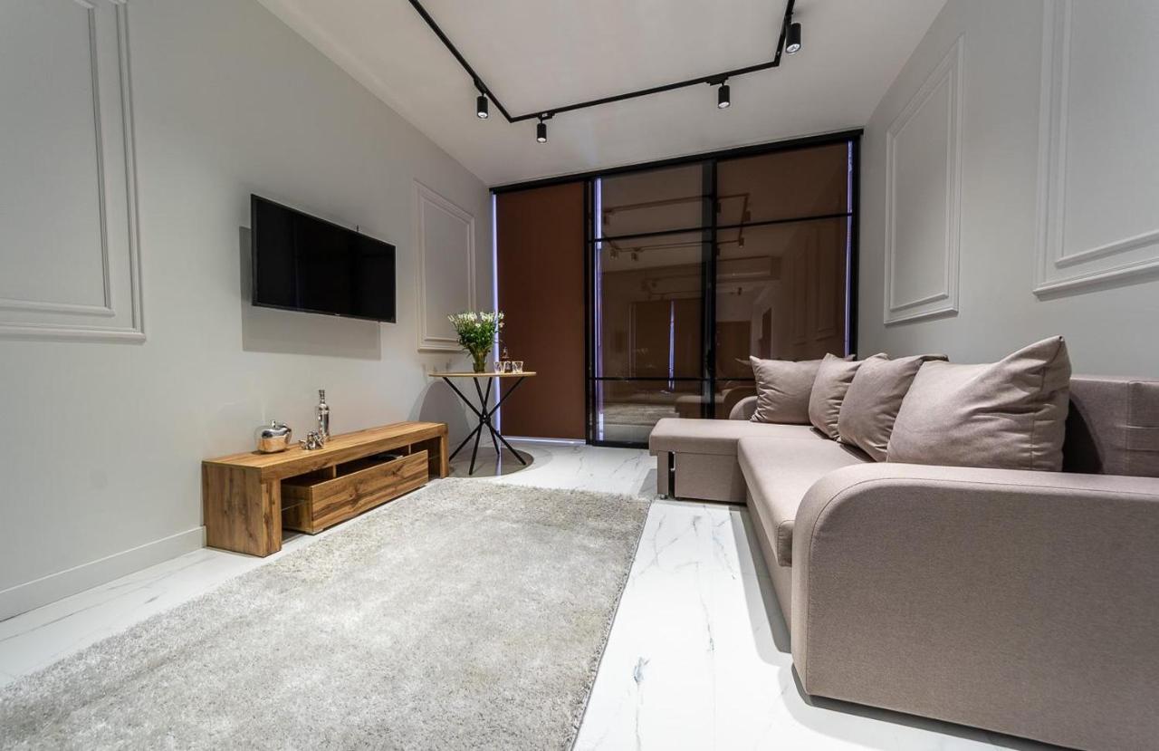 Fashionable Apartments. Smartplaza Metro Minskaya. Obolon Kiew Exterior foto