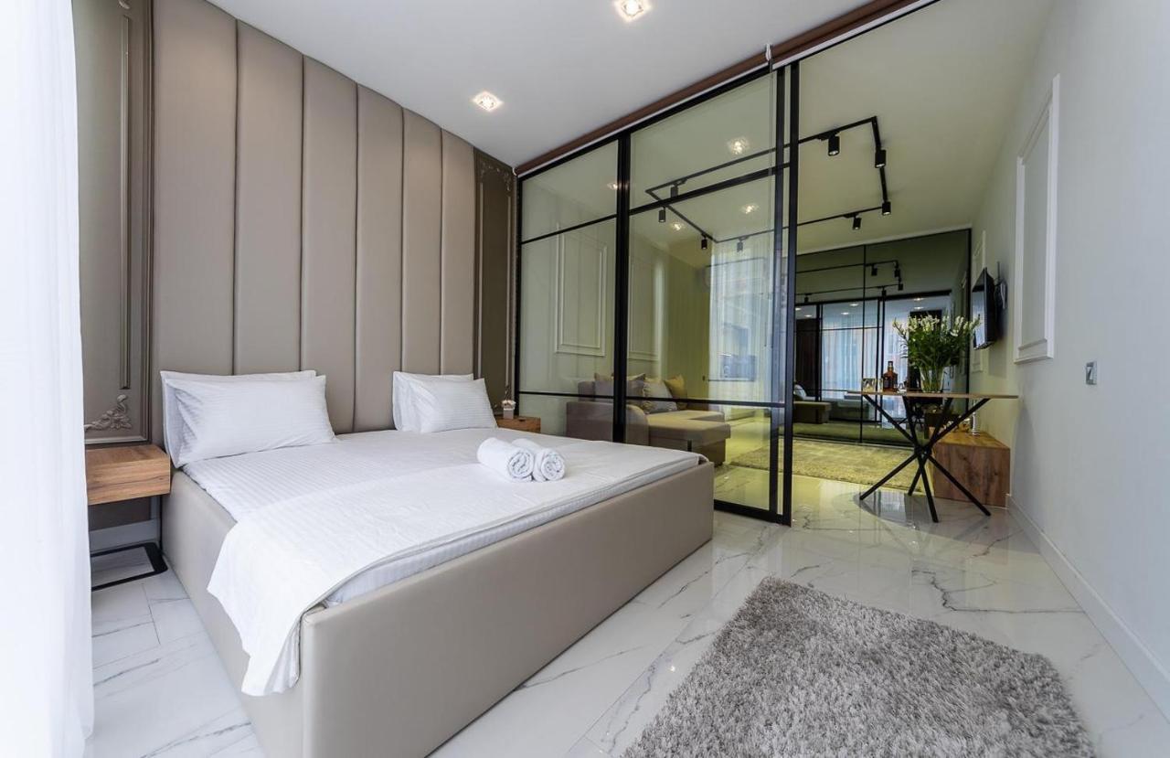 Fashionable Apartments. Smartplaza Metro Minskaya. Obolon Kiew Exterior foto